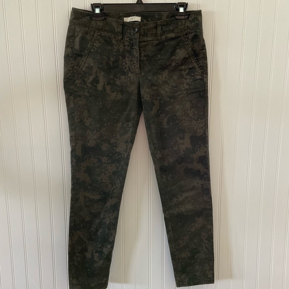 Ann Taylor Loft Marisa Fit Camo Pants with Light Stretch 👖 - Picture 3 of 9
